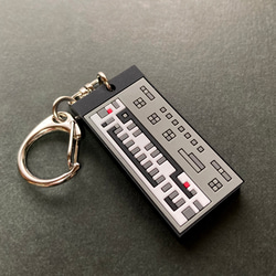 [Key holder] 節奏機橡膠鑰匙扣 4 種 ！什錦4件套 第6張的照片
