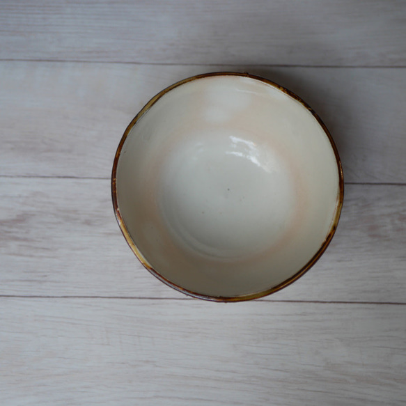 京焼・清水焼 ご飯茶碗　イッチン、ラスター装飾　桜　サイズ：中 4枚目の画像