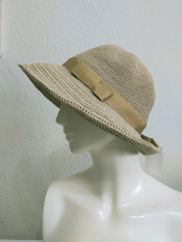 Yuu　コットンツバ広ハット手編み帽子　畳める帽子サイズ調整機能付き　ベージュ 2枚目の画像