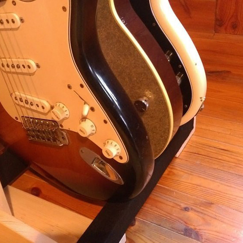 ギタースタンド アイアン製 ハンドメイド ４本 ギタースタンド アイアン製 ハンドメイド 4本