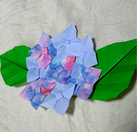 紫陽花(うす紫)・２個セット・折り紙・６月・壁面【★送料無料★】 2枚目の画像