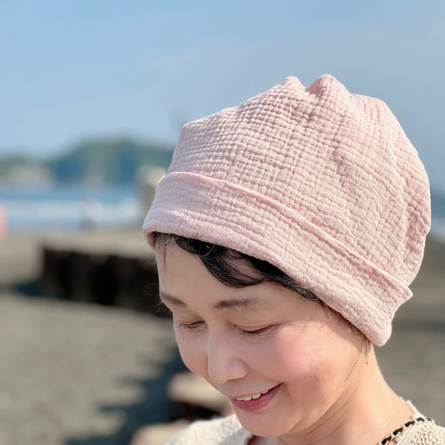ふわふわガーゼ フラミンゴピンク ケア帽子 リラックス 医療用