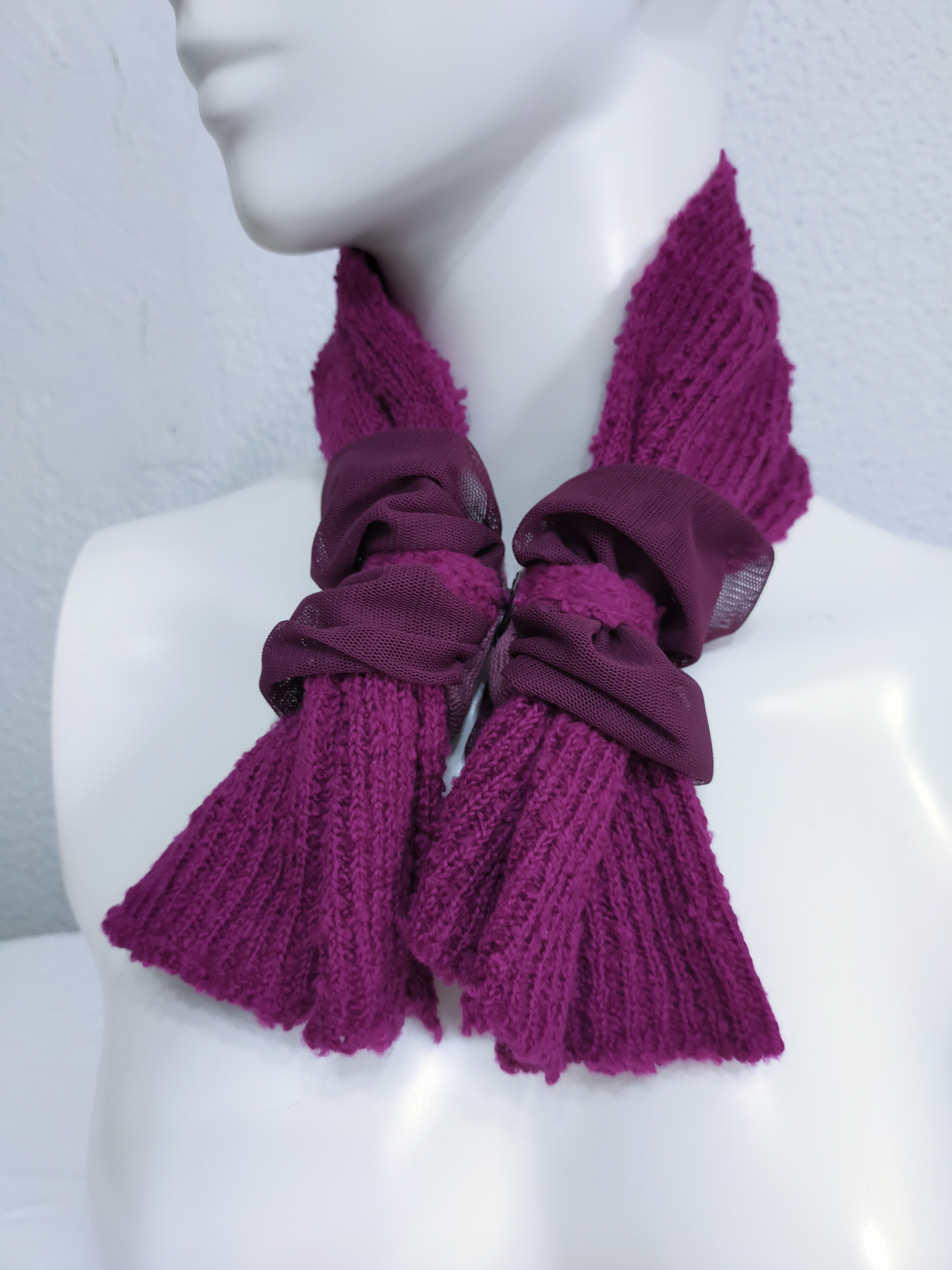 マグネットでワンタッチ　コットン簡単ミニマフラー　マゼンタ