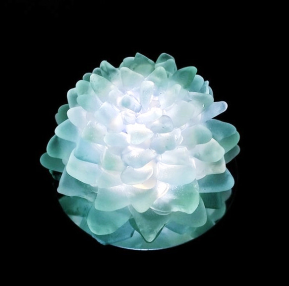 【海灯花】シーグラスのお花のランプシェード　ライトグリーン　薄緑（うすみどり）ギフトラッピング対応 5枚目の画像