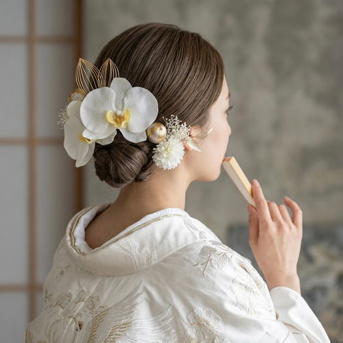 凛と咲く胡蝶蘭の髪飾り② 結婚式 成人式 胡蝶蘭 和装 振袖 卒業式 白