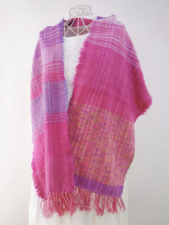 手織りロングストール・春色のフューシャ 4枚目の画像