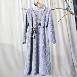 燈芯絨連身裙，適合春、秋、冬 第6張的照片