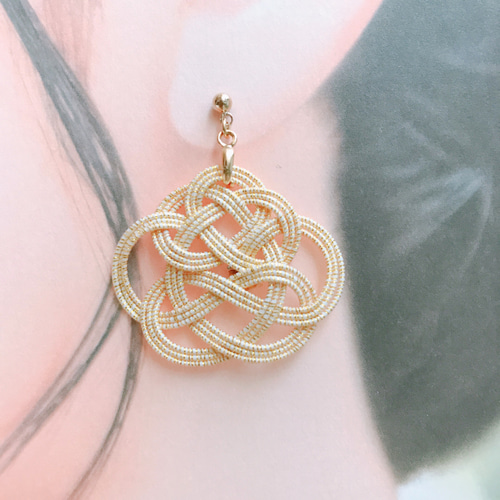 水引 和風 ピアス ♡ 成人式 ・ 卒業式 ・ 七五三 ママ に