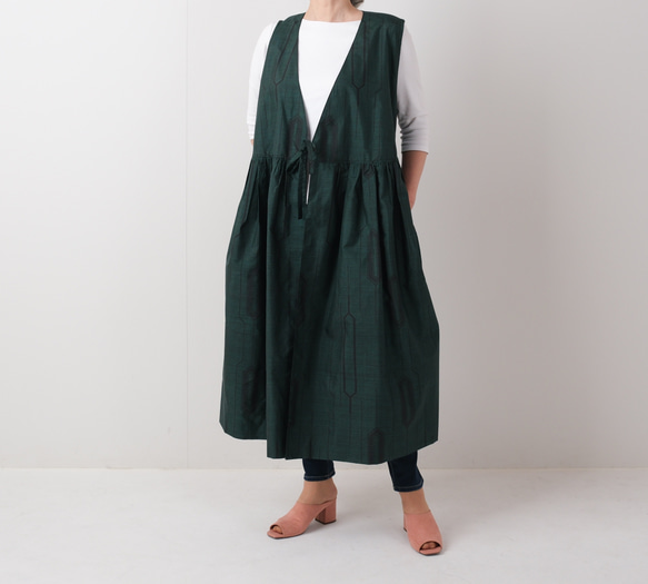 アンティーク大島紬のカシュクールジャンパースカート ジレ 緑 着物