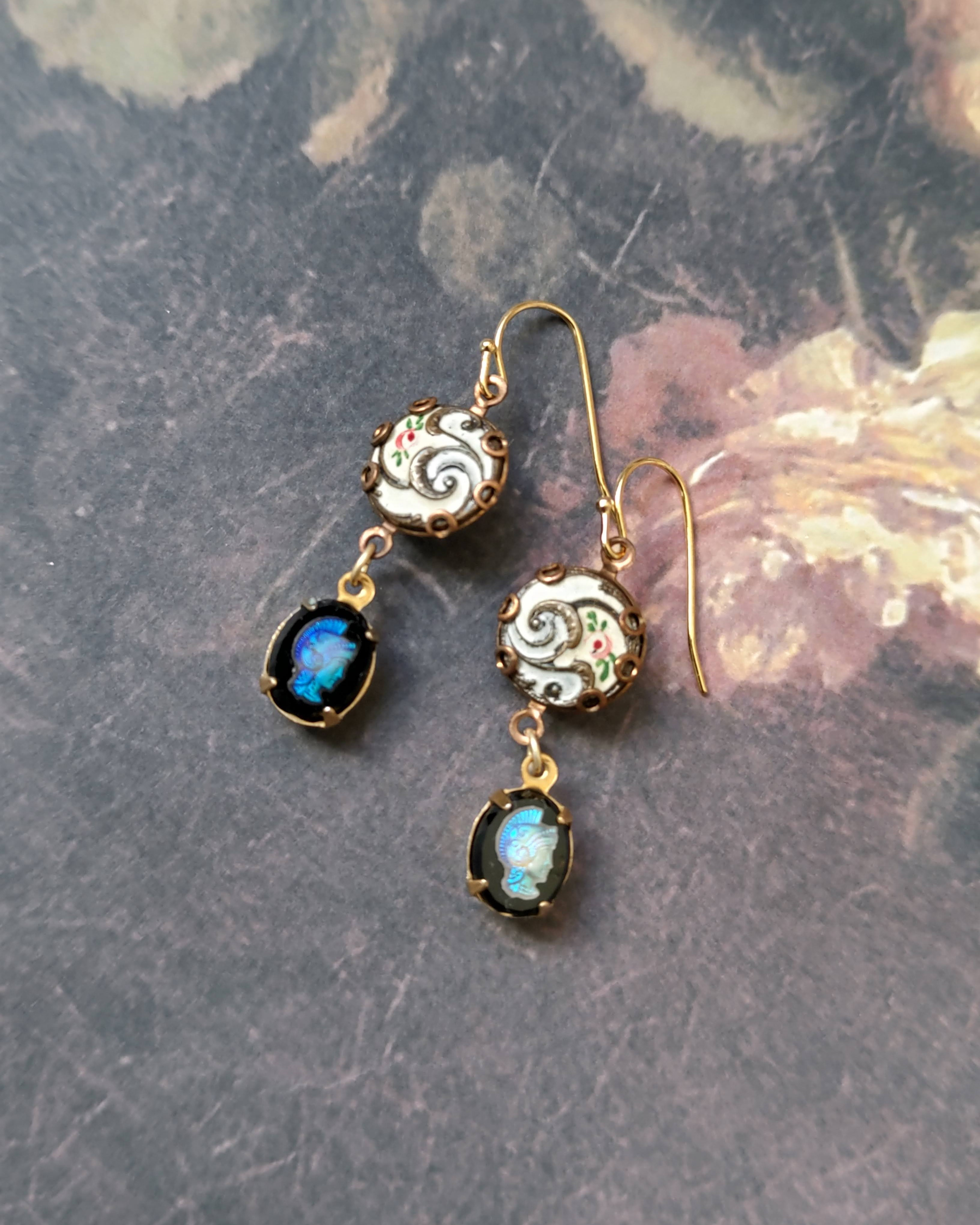 1900年代　フランス　エナメルボタン　ペンダント　ホワイト＆ローズ　ピアス