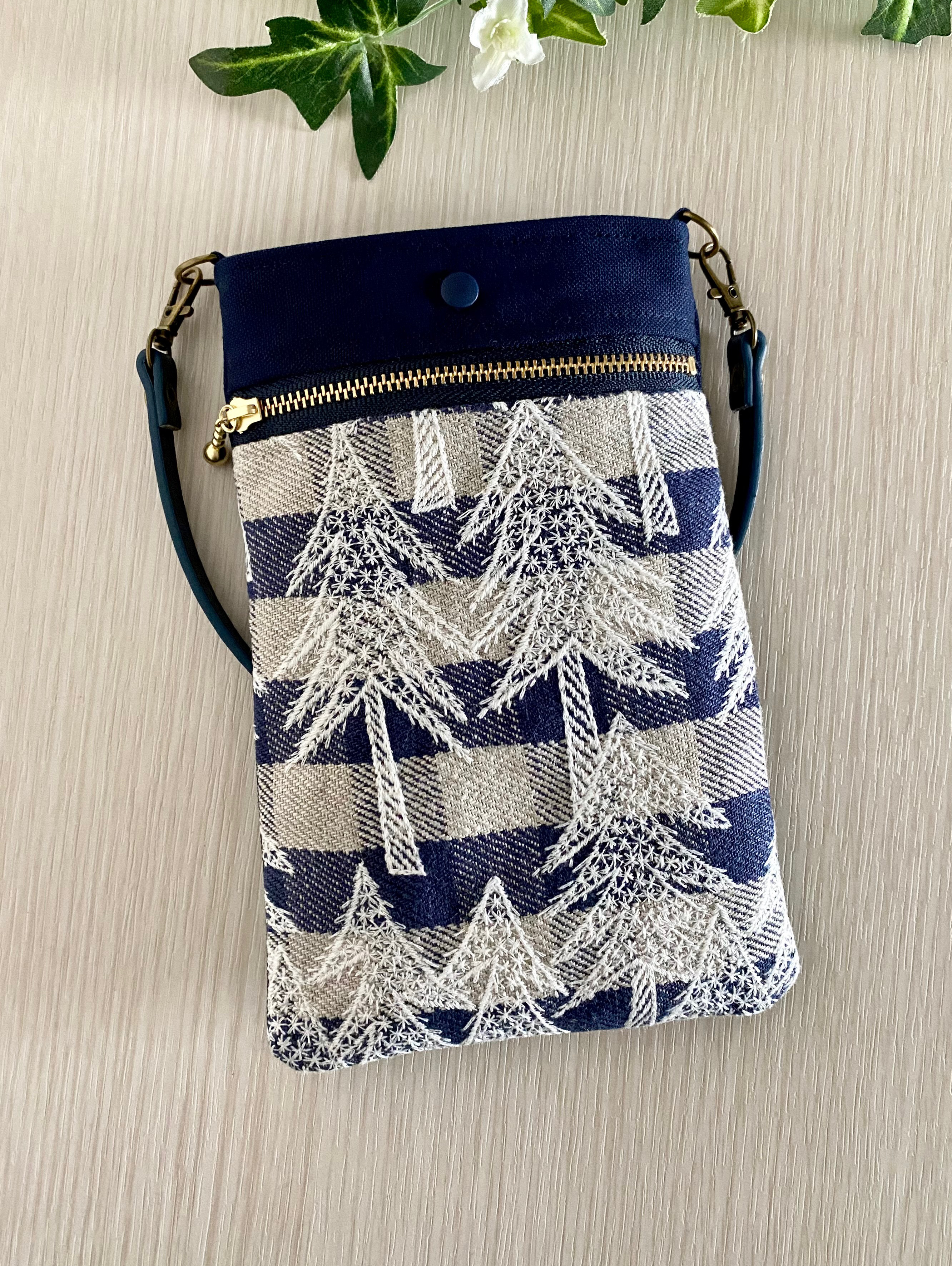 Amazon.co.jp: pjc刺繍生地 ミナペルホネン ハンドメイド バッグ : おもちゃ
