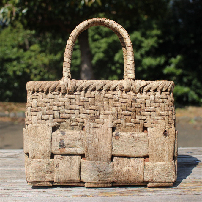 99019 山胡桃木 　かごバック 籠　カゴ　　やまぶどう  山葡萄 かごバッグ 網代編み 山葡萄かごバッグ