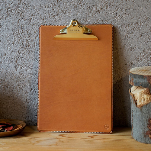 本革 クリップボード（A4サイズ）キャメル ペン・筆記用具 BLESS 通販