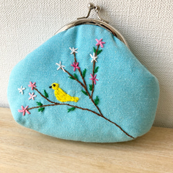 がま口 ポーチ 刺繍 トルコ ライトブルー 鳥柄 ハンドメイド 1枚目の画像