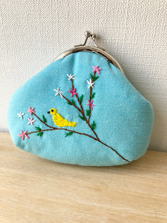 がま口 ポーチ 刺繍 トルコ ライトブルー 鳥柄 ハンドメイド 1枚目の画像