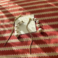 Gold◆Pearl&chain earrings ゴールドカラー◆パールとチェーンのイヤリング　痛くない樹脂イヤリング 16枚目の画像