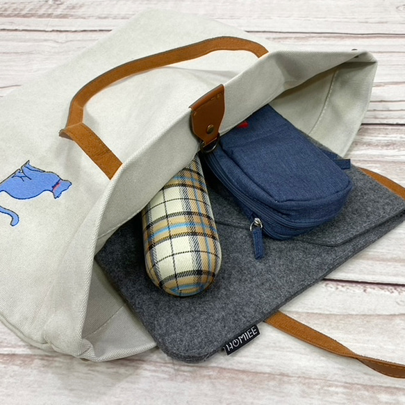 【一点物限定セール】猫シルエットの刺繍  キャンバス帆布 ビッグトートバッグ<ライトグレー>【送料無料】 5枚目の画像