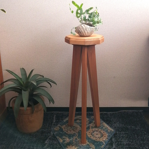 Kiri＊木製 スツール 花台 インテリア 当時物 花台 スツール 木製 インテリア 彫刻 木彫り - メルカリ