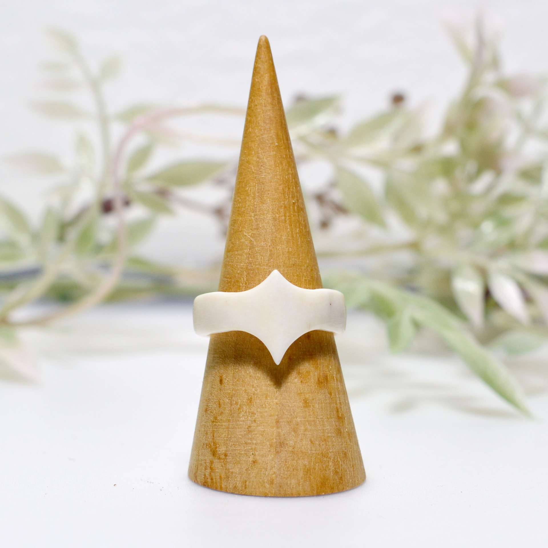 鹿角のリング　スター　シンプルホワイト (1)