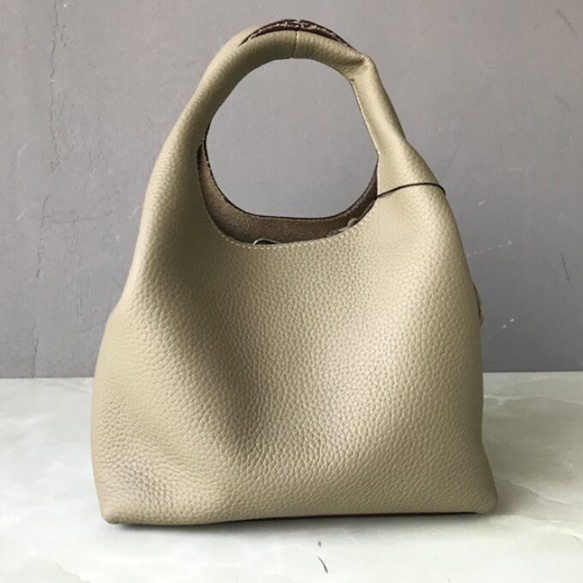 しいハンドバッグ牛皮肩に女性バッグを斜めにかける 83070 トート
