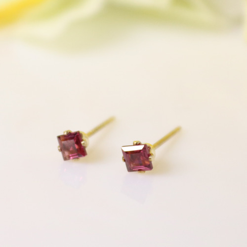 14KGF ロードライトガーネット 3mm スクエア 一粒 ピアス ピアス 