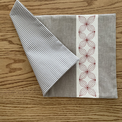 リバーシブル刺し子ランチョンマット 花文/ブラウン 花柄 ギンガム