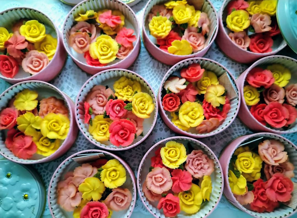 『母の日ギフト2024』あんこのお花!食べられるお花。花グルメ　餡子で出来たお花 グルテンフリー　クッキー缶 7枚目の画像