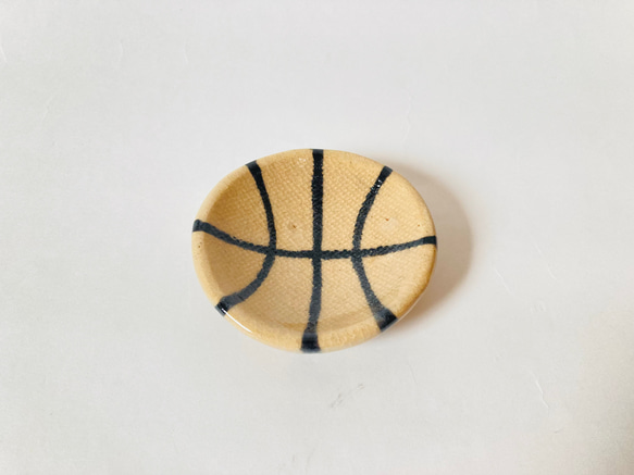 バスケットボールの豆皿　国内送料無料 3枚目の画像