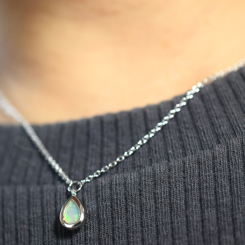 R17 上品 空枠 台座 石枠 金属アレルギー対応 ネックレス ペンダント