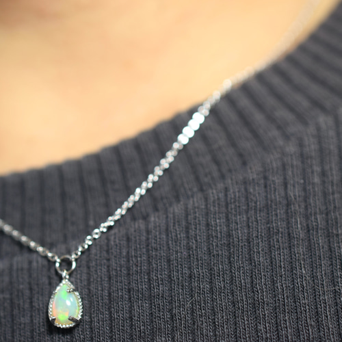 R17 上品 空枠 台座 石枠 金属アレルギー対応 ネックレス ペンダント