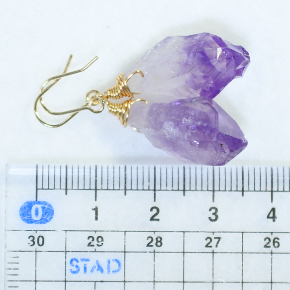 （獨一無二）金鈦耳環，紫水晶寶石 第5張的照片