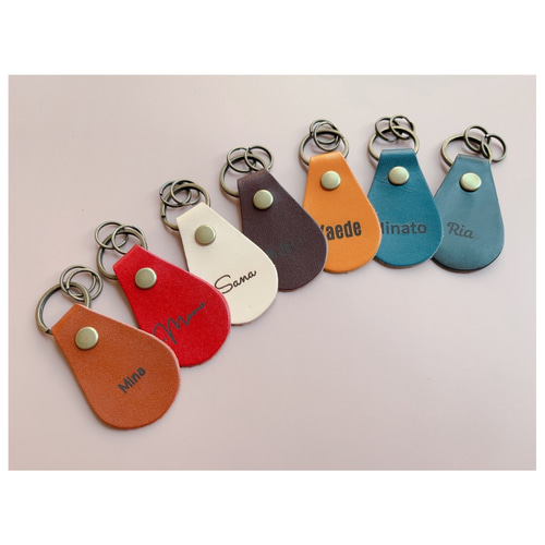 栃木レザー＊レーザー刻印 しずく型キーホルダー 席札 プチギフト 名