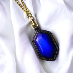 【Polyto】皮革寶石鑰匙扣（夜藍色）包包掛飾 第2張的照片