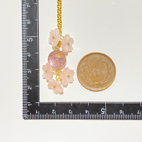 こぼれる桜のガラスペンダント 13枚目の画像