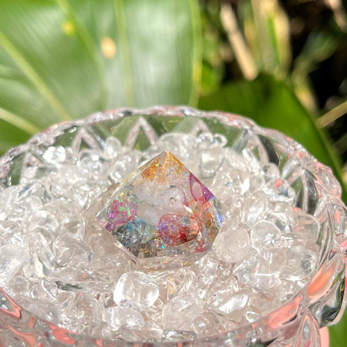 2025年虹色の祈り】龍神のすず 虹龍モデル｜珠洲の塩×ヒマラヤ