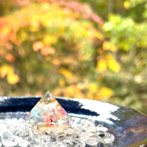 2025年虹色の祈り】龍神のすず 虹龍モデル｜珠洲の塩×ヒマラヤ水晶