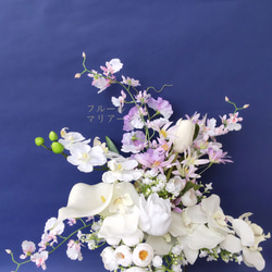 ブートニア付き  白の胡蝶蘭が美しい気品溢れるブーケ      ウェディングブーケ   ぴょんぴょんブーケ 4枚目の画像