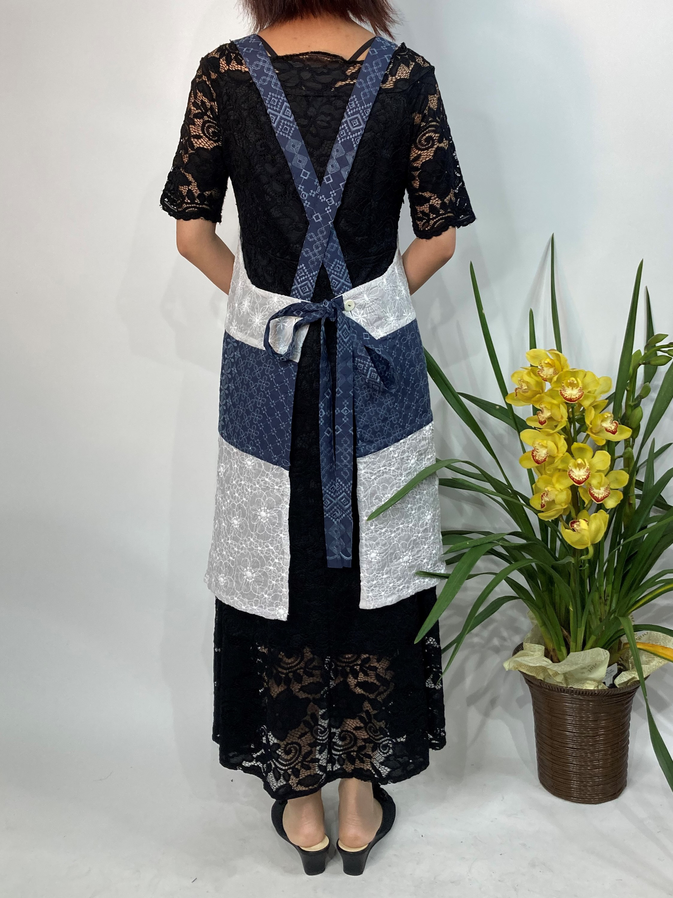 切替レースがオシャレなエレガントエプロン＃44