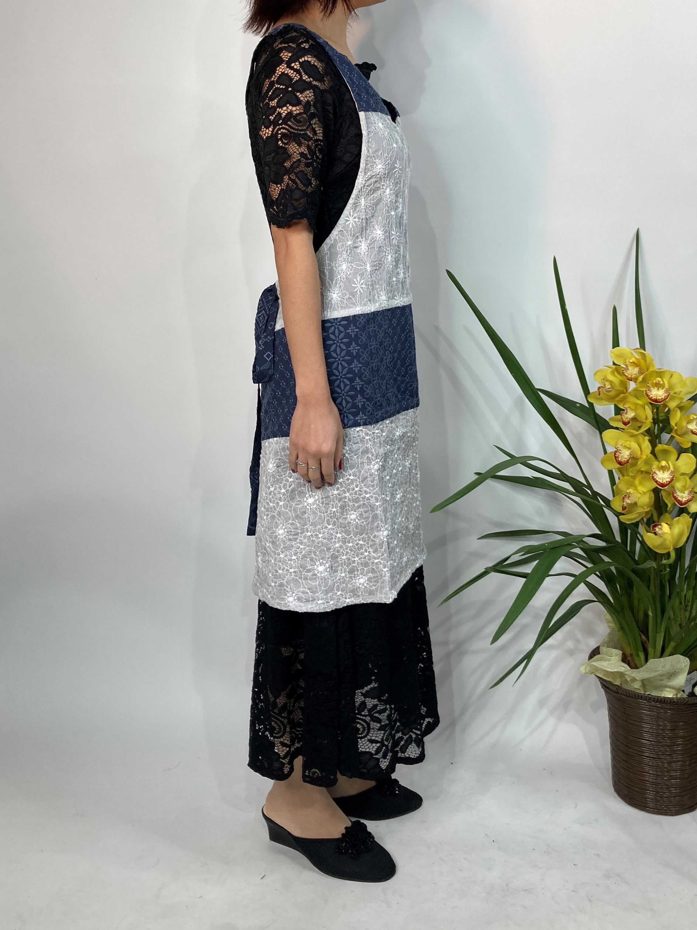 切替レースがオシャレなエレガントエプロン＃44