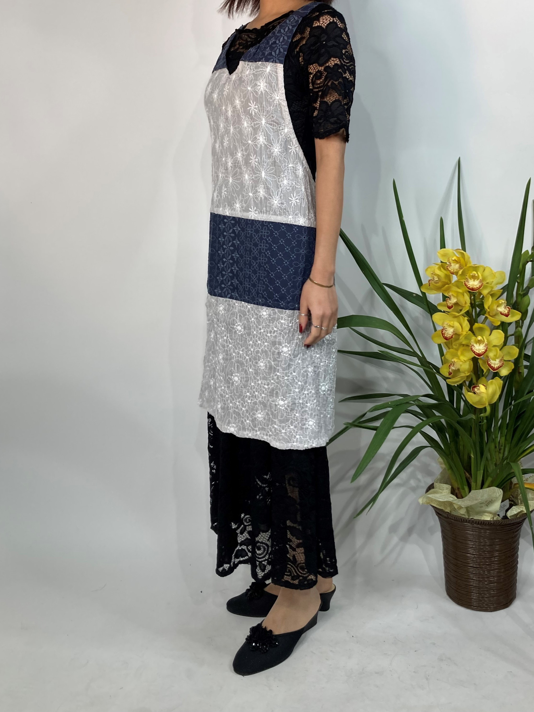 切替レースがオシャレなエレガントエプロン＃44