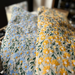 雛菊棉麻繡花布 * 138cm 寬 50cm 黃色 第3張的照片