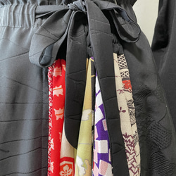 ウエストフリーのセミフレアスカート　着物リメイク　　いろいろパッチワークの楽しいスカート　　送料無料 5枚目の画像