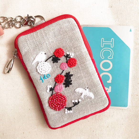 手刺繍パスケース「花鳥風月」 ICカードポーチ。 パスケース・定期入れ