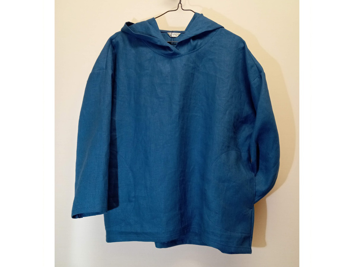 リネン◇大人のシンプルパーカ◇ブルー◇フリーサイズ（リネン100％、パーカー）