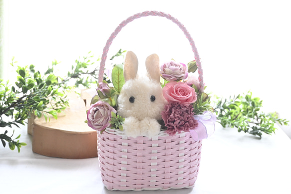 ぱんだ❣️うさぎのブルー系ブリザードフラワーアレジ❣️ミニカゴ付き❁⃘*.゜ ぱんだ様専用❣️うさぎのブルー系ブリザードフラワーアレジ