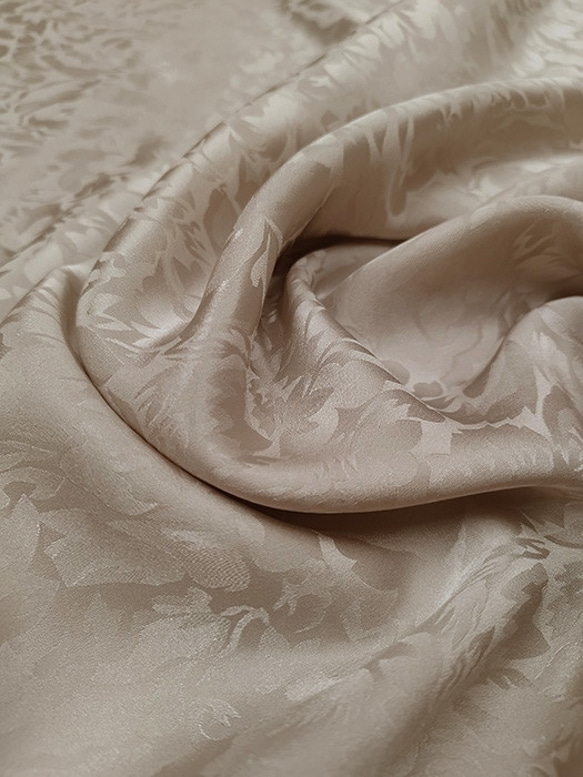 美品　ルールロジェット　高級　シルク ジャガード生地　ノーカラーコート　花柄 美品 ルールロジェット 高級 シルク ジャガード生地 ノーカラーコート