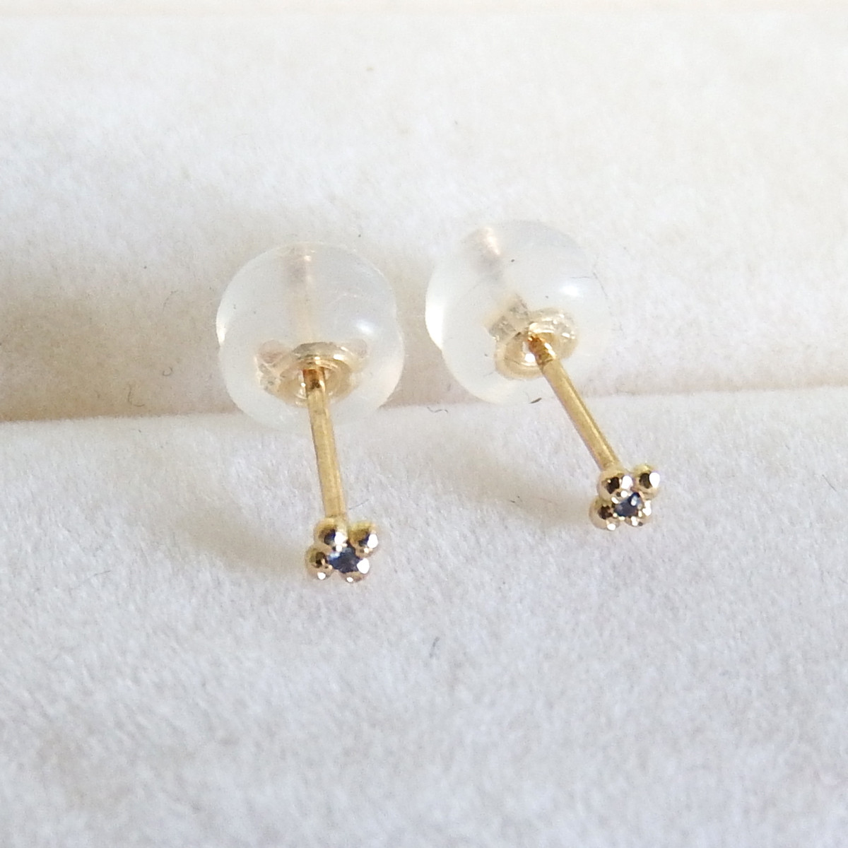 STORE ファッション K18【レア】珍しいミニマーキースサファイア一粒