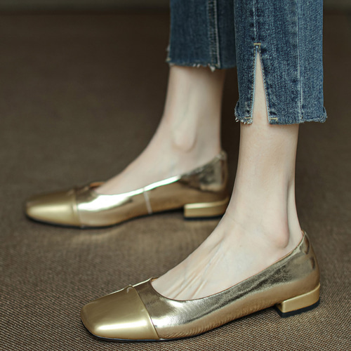 シルバー ゴールド フラットシューズ 歩きやすい 婦人靴 痛く
