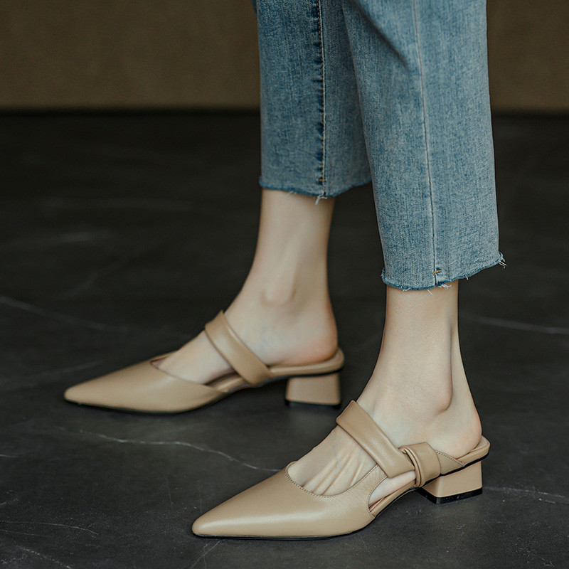 着ることで背筋が伸びて、視線は前へ。 革靴 ミュール ハイカット シューズ 夏靴 スリッパ 可愛い サンダル 清凉感