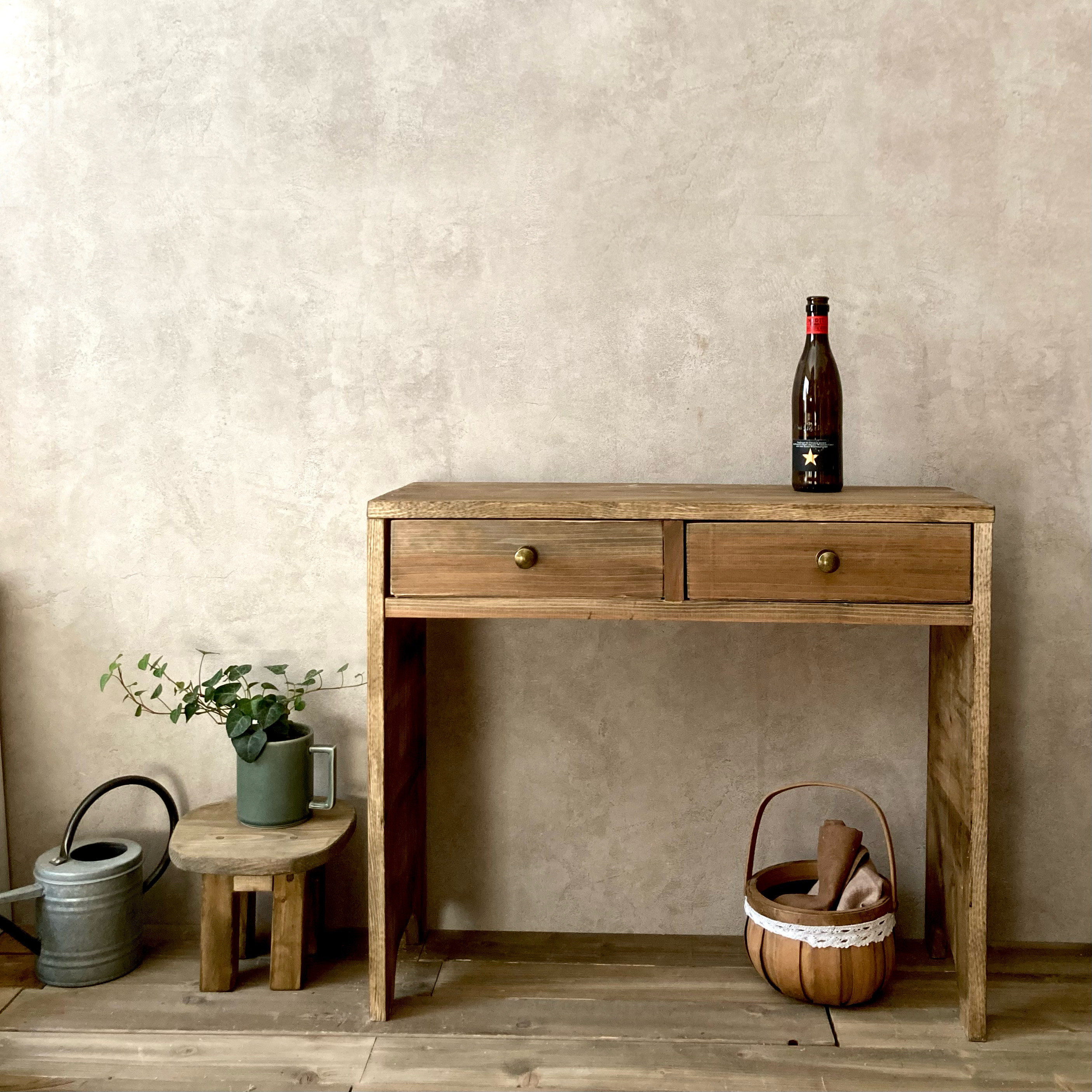 チェスト　アンティーク風　ソファーテーブル　幅67四つ脚1段 木製　玄関収納　キャビネット　引き出し　ダークブラウン